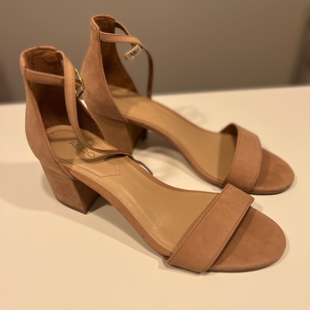 ALDO Women's Size 8 Nude Block Heel Sandals